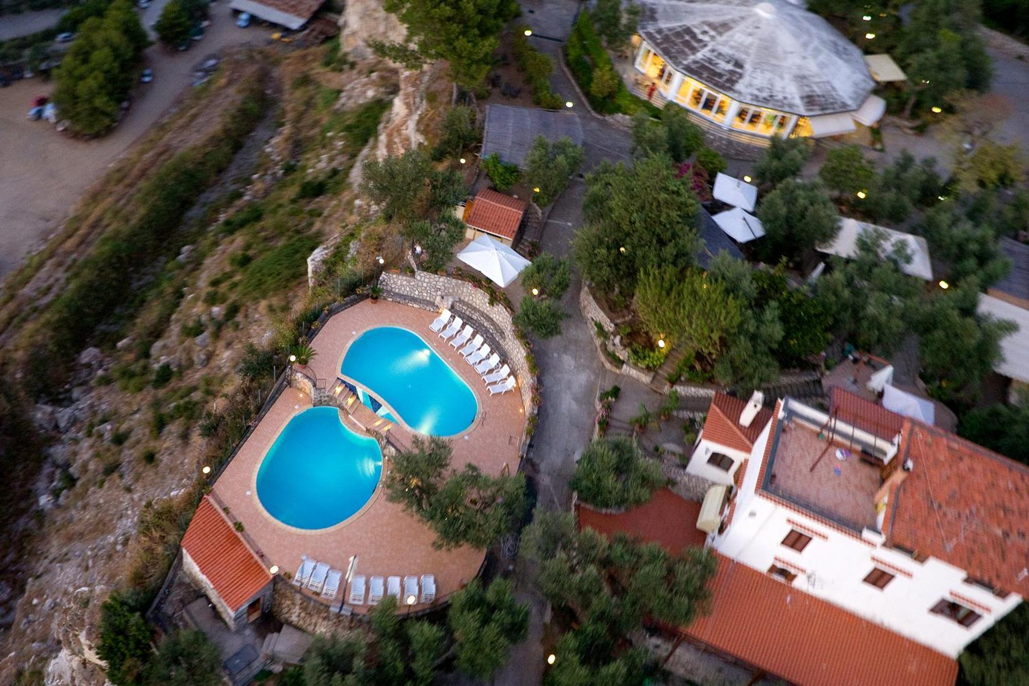 Villaggio Villa Lubrense Маса Лубрензе Екстериор снимка